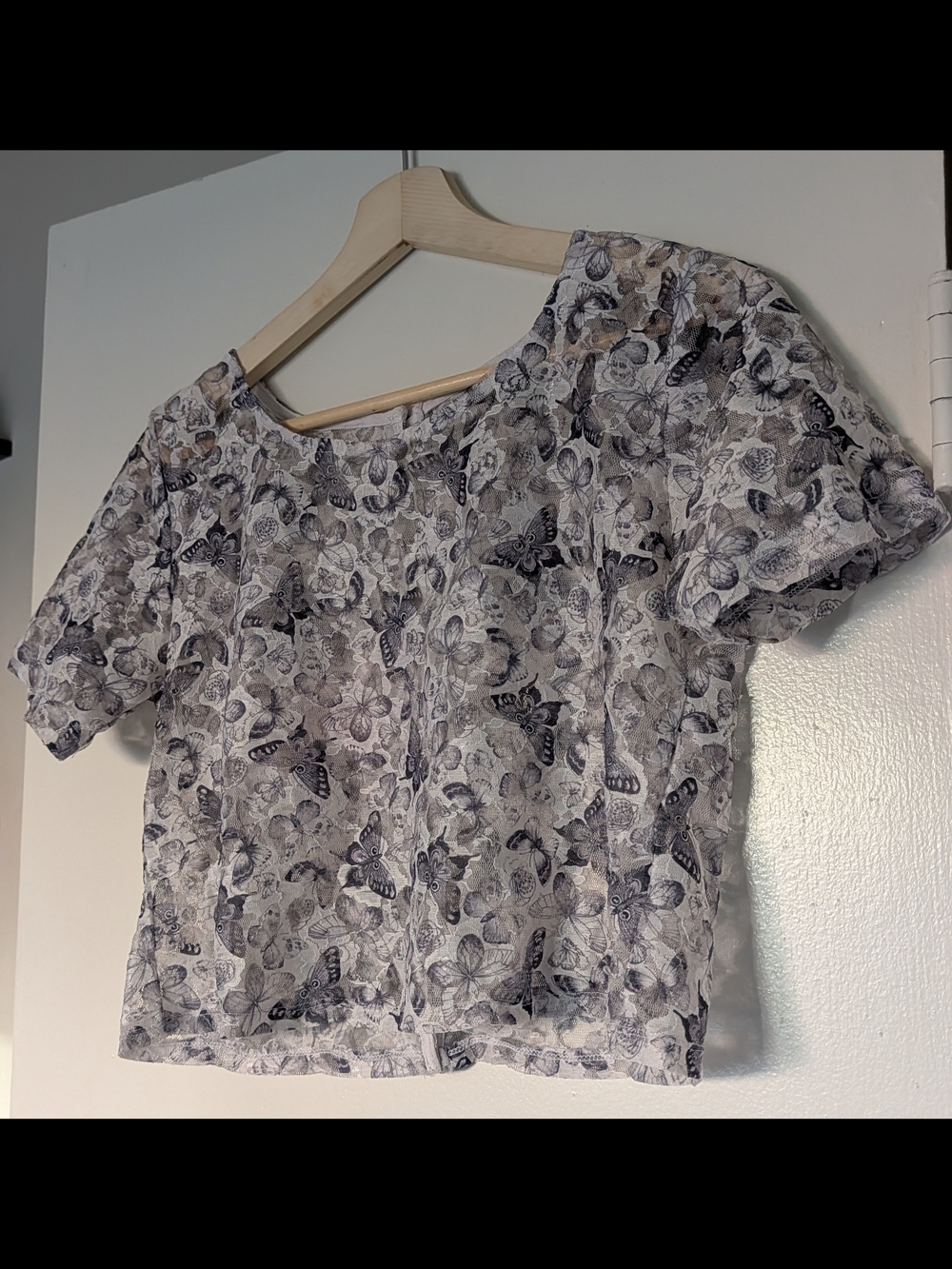 Topshop Short Sleeve Butterfly Print Blouse - White & Gray